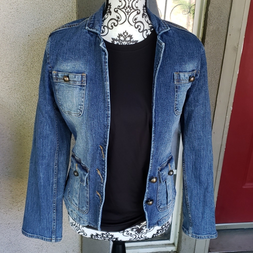 Faded glory denim jacket size 4 or small used
